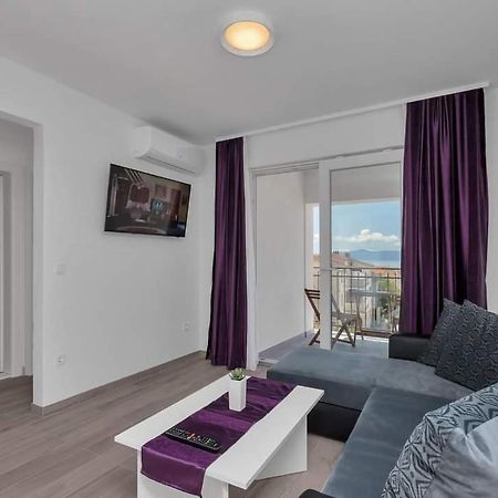 Apartmani Daniela Podgora Kültér fotó