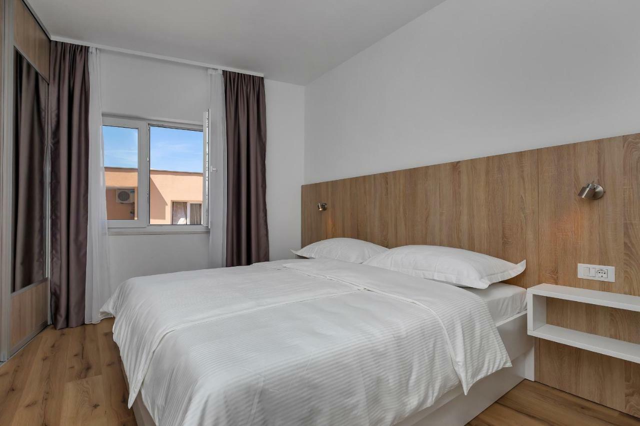 Apartmani Daniela Podgora Kültér fotó
