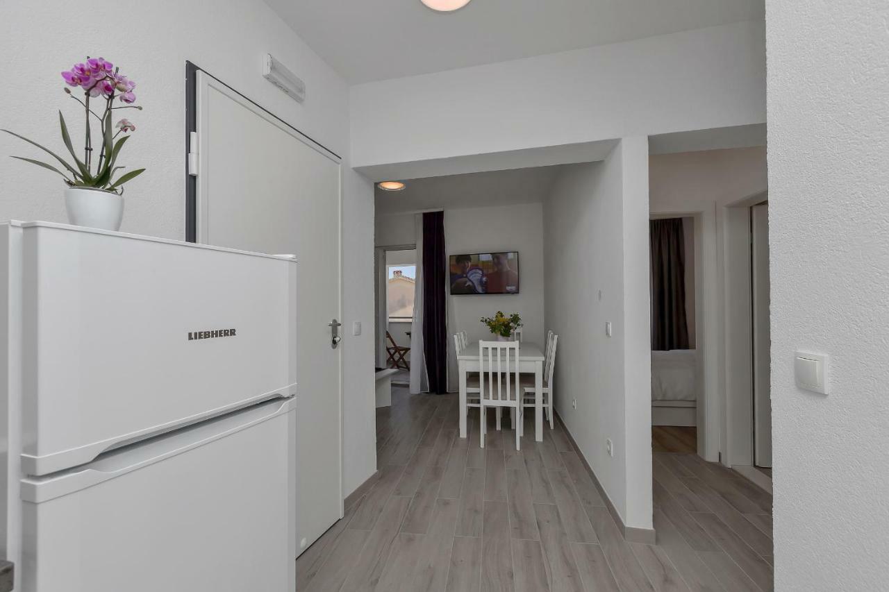 Apartmani Daniela Podgora Kültér fotó